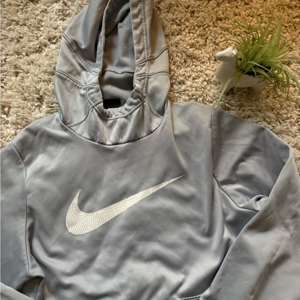 Grey dri fit men’s athletic Nike hoodie with white accents. - Picture 4 of 5